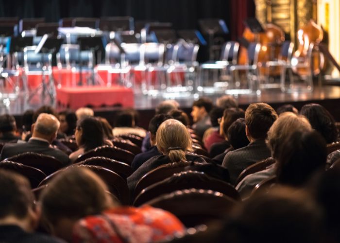 Magician For Corporate Event Magic Shows Minneapolis